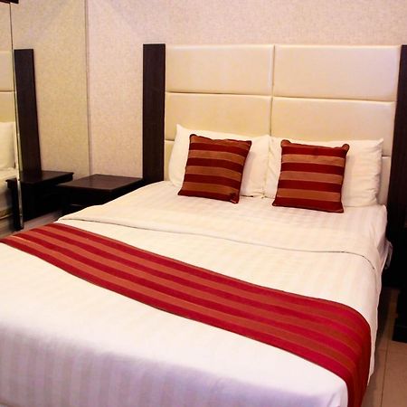 City Centre Hotel Phnom Penh Esterno foto
