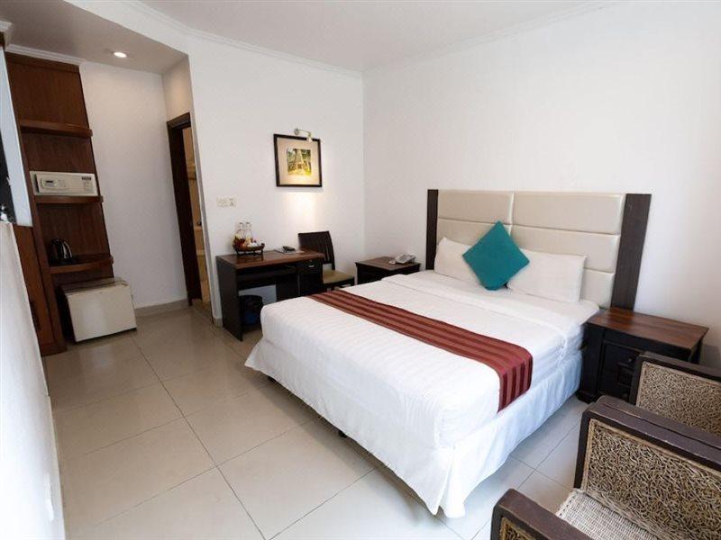 City Centre Hotel Phnom Penh Esterno foto