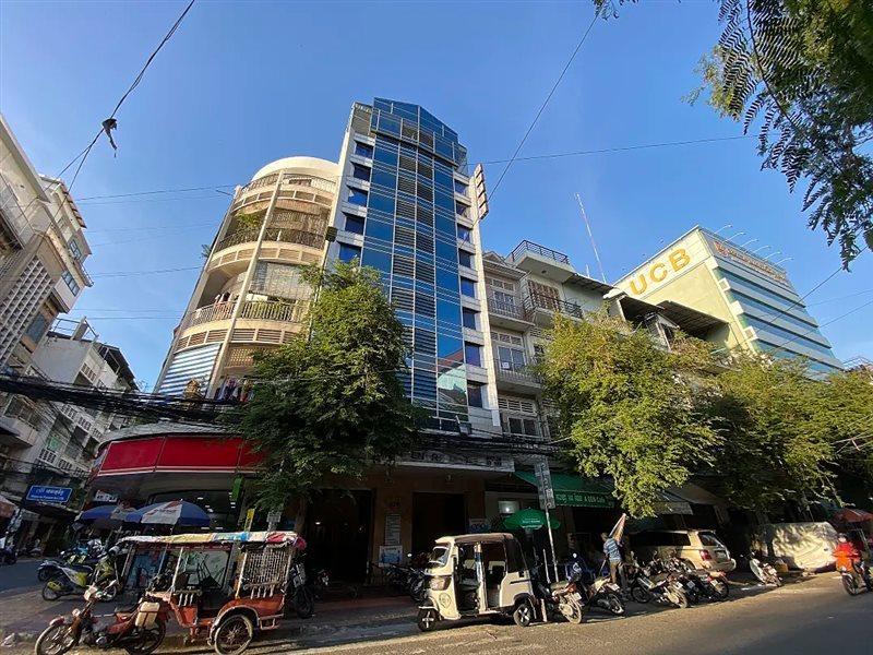 City Centre Hotel Phnom Penh Esterno foto