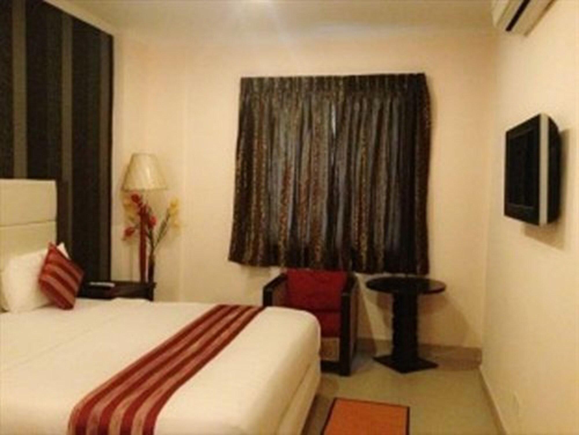 City Centre Hotel Phnom Penh Esterno foto
