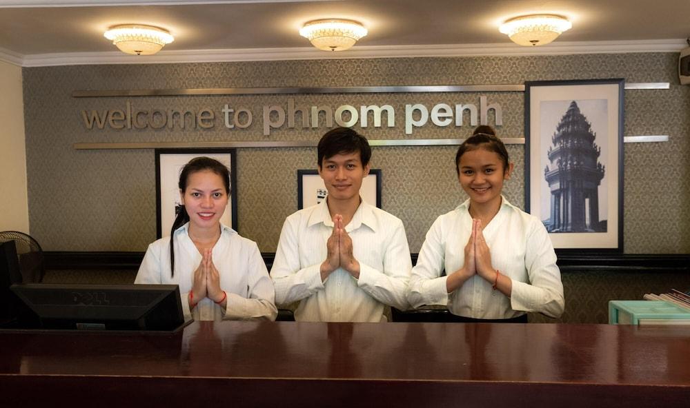City Centre Hotel Phnom Penh Esterno foto