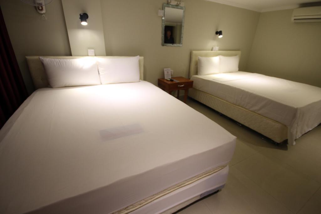 City Centre Hotel Phnom Penh Esterno foto