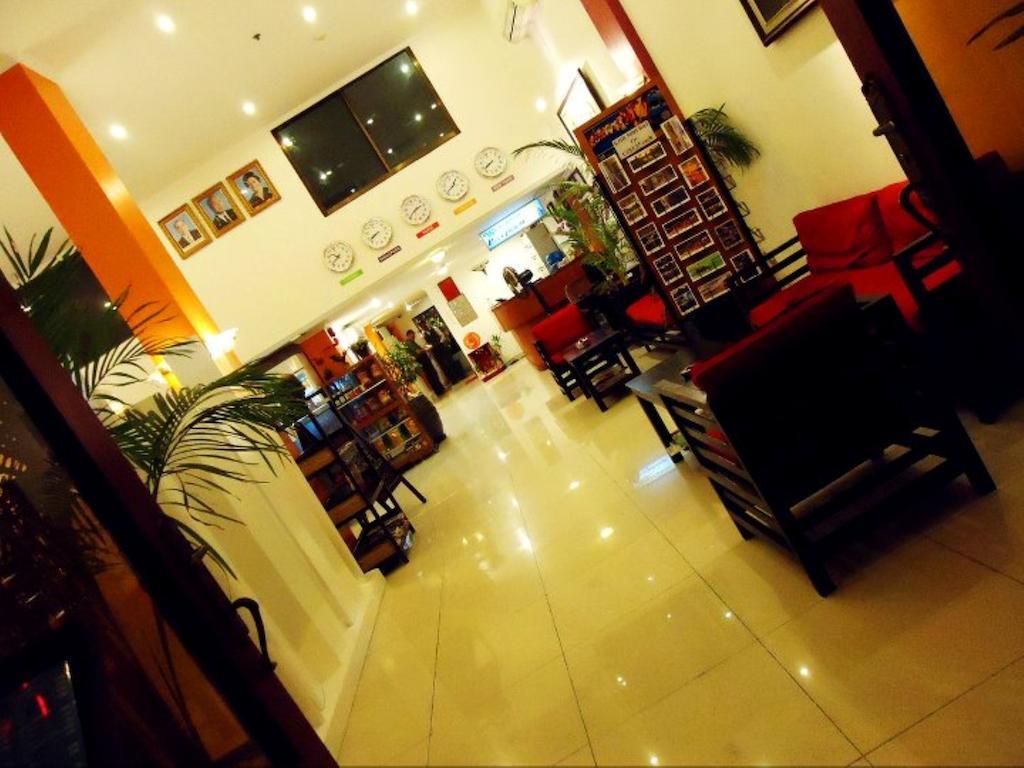 City Centre Hotel Phnom Penh Esterno foto