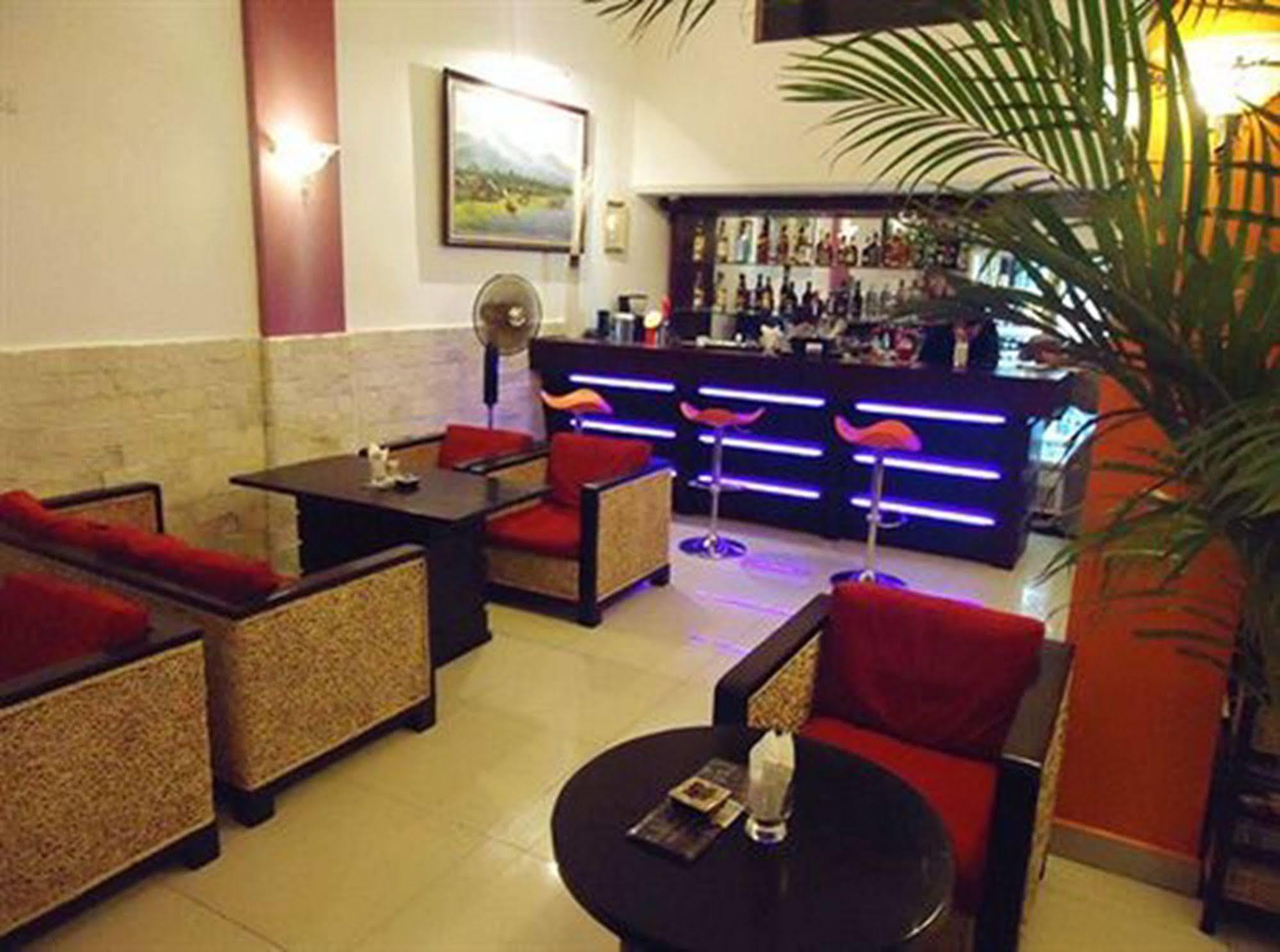 City Centre Hotel Phnom Penh Esterno foto